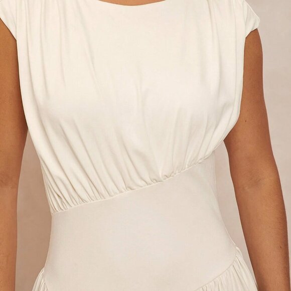 Beige Elegant Women's Bohemian Boat Neck Ruched Waist Flared Hem Dress - Picture 3 of 7